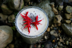 Smoothie banane-baobab et graines de chia