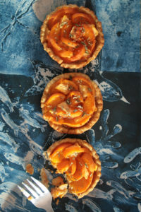 Tartelettes aux fruits solaires et thym citronné