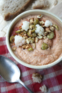 Velouté de chou-fleur à la cacahuète